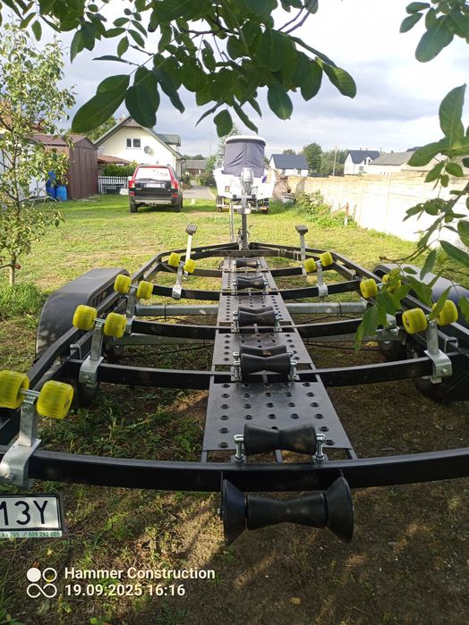 Przyczepa podlodziowa