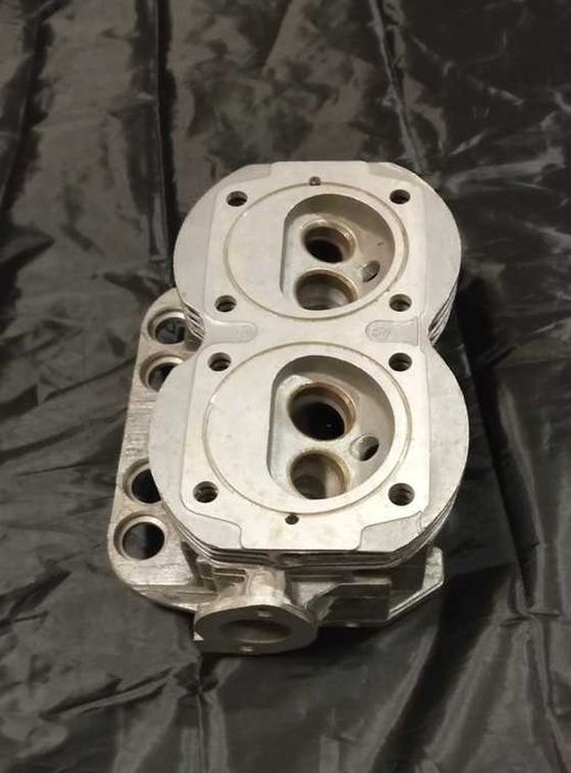 Fabrycznie nowa głowica Polski Fiat 126p 650.