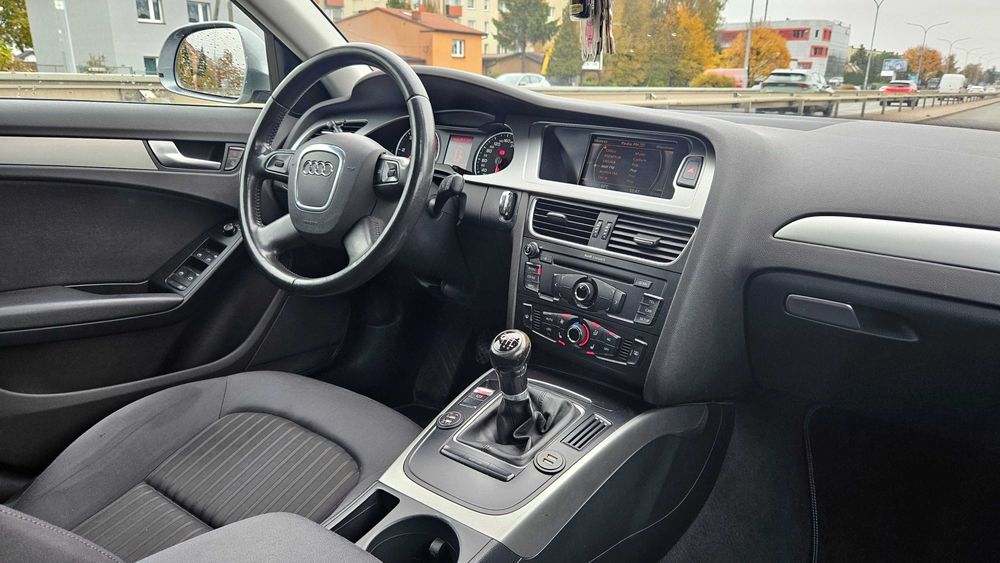 Audi A4 B8 2.0 TDI / Klima / Zadbany / Nowe sprzęgło / 2 kpl opon !!