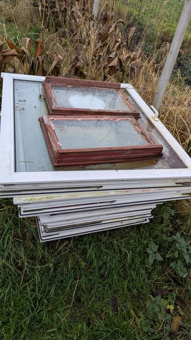 Oddam 8 okien bez ram, same skrzydła z szybą