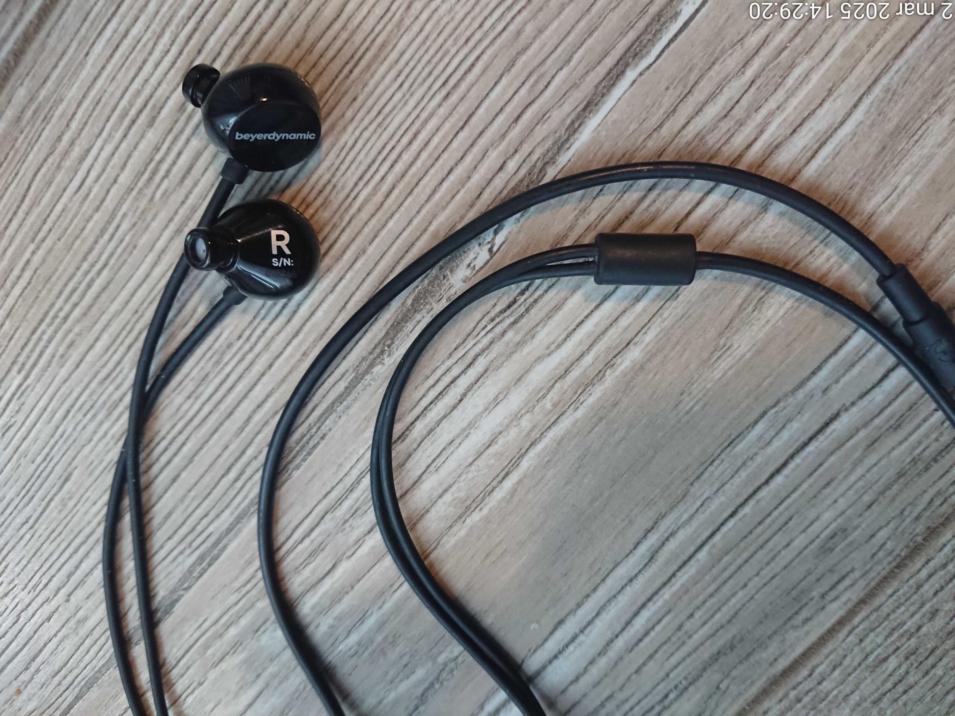 Słuchawki Beyerdynamic dokanałowe mocny bas