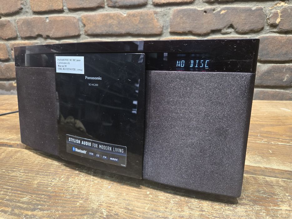 Mini wieża Panasonic SC-HC 200.