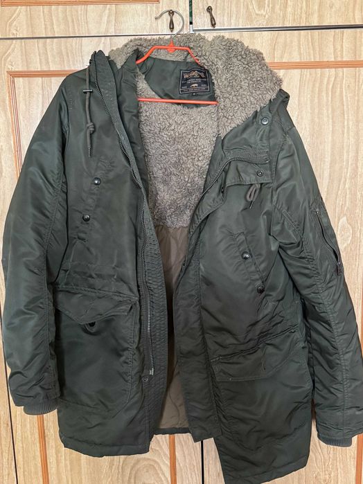 Продам теплу куртку-парку виробництва датського бренду Jack & Jones