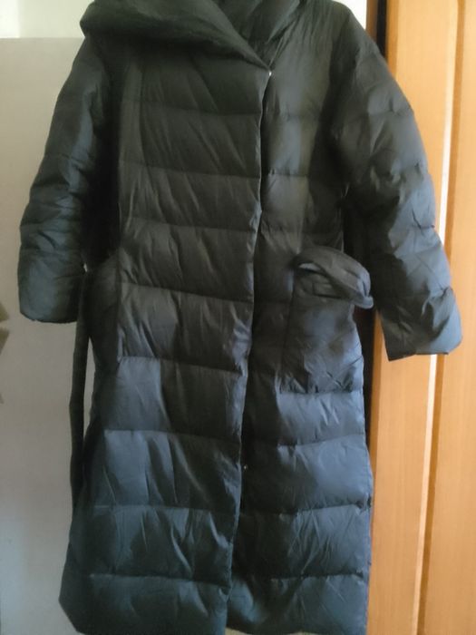 Женкий  пуховик зимний.