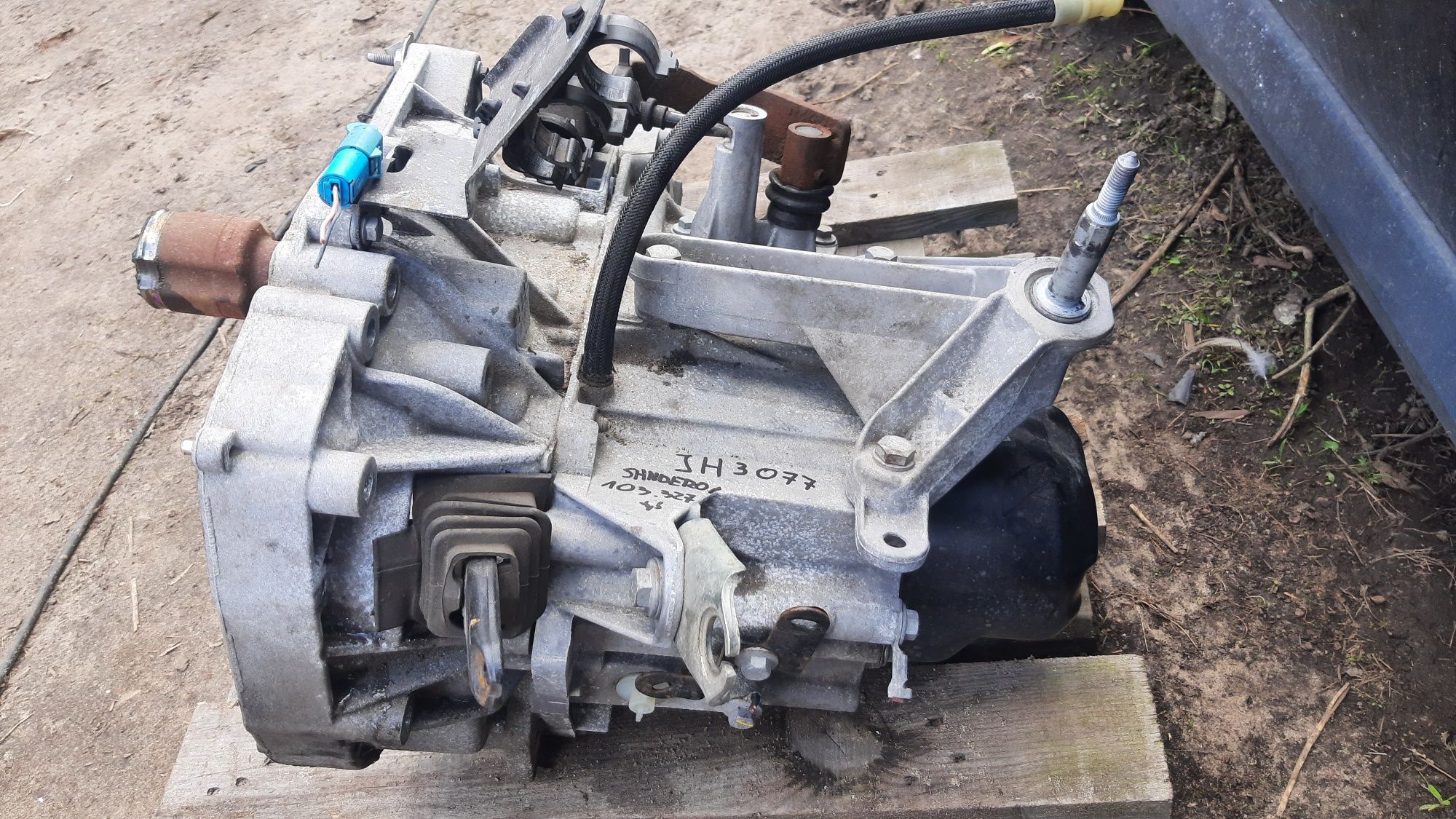 Dacia sandero logan 1.2 JH3 007 JH3077 skrzynia biegów  103tyś