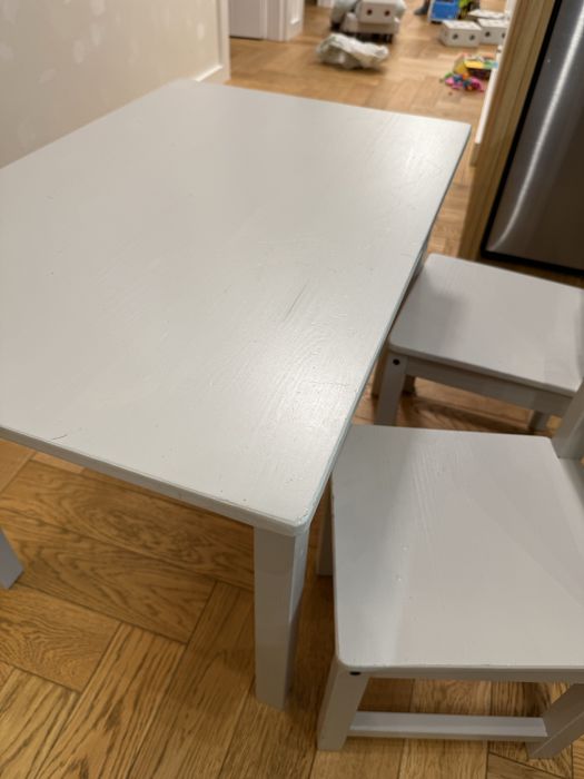 Ikea Sundvik stolik i 2 krzesełka