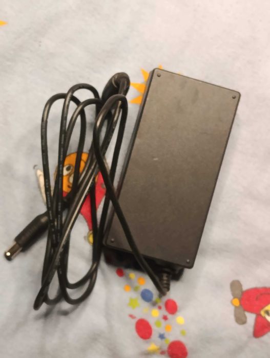 Блок живлення до монітора Samsung 14.0V 4.143A A5814_DSM (6.5×4.4mm)