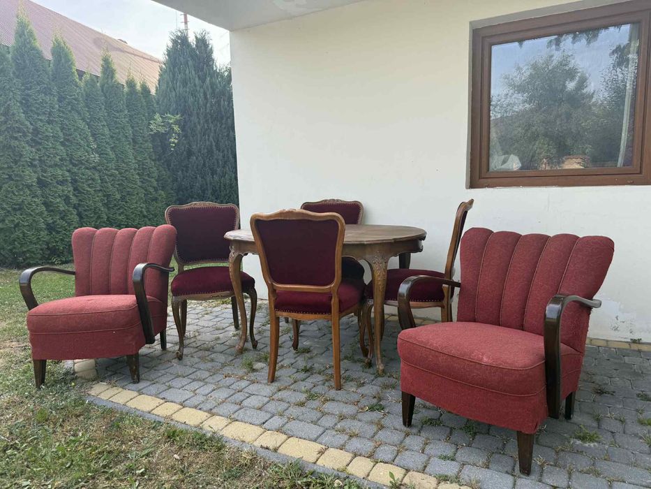 Stół z krzesłami + fotele
