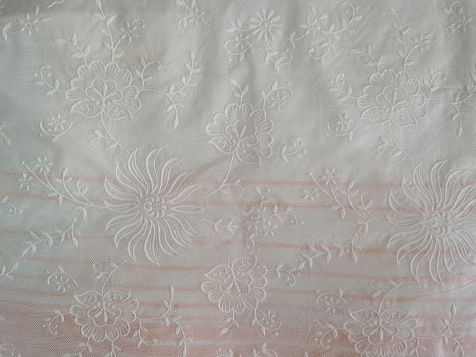 Продається клейонка на стіл.