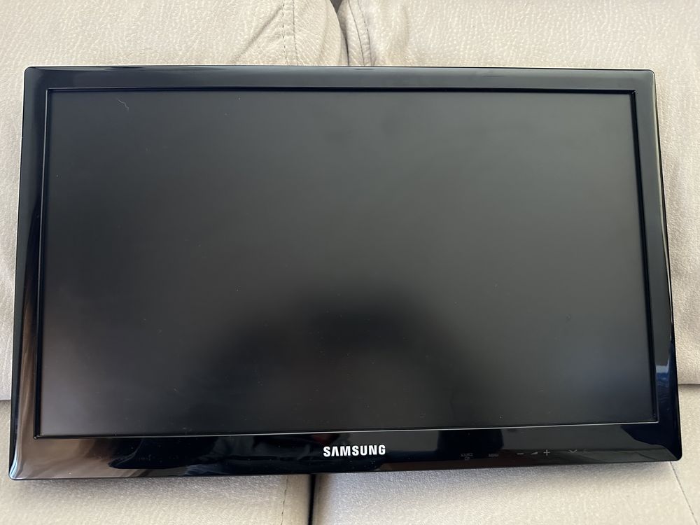 TV Samsung Modelo UE19D4003BW | 19’