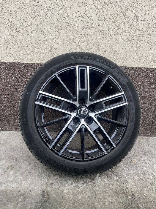 Комплект колес 235/45/18