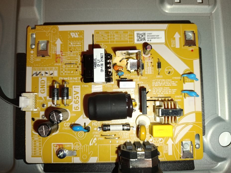 Продам монітор Samsung F24T450FQI битий