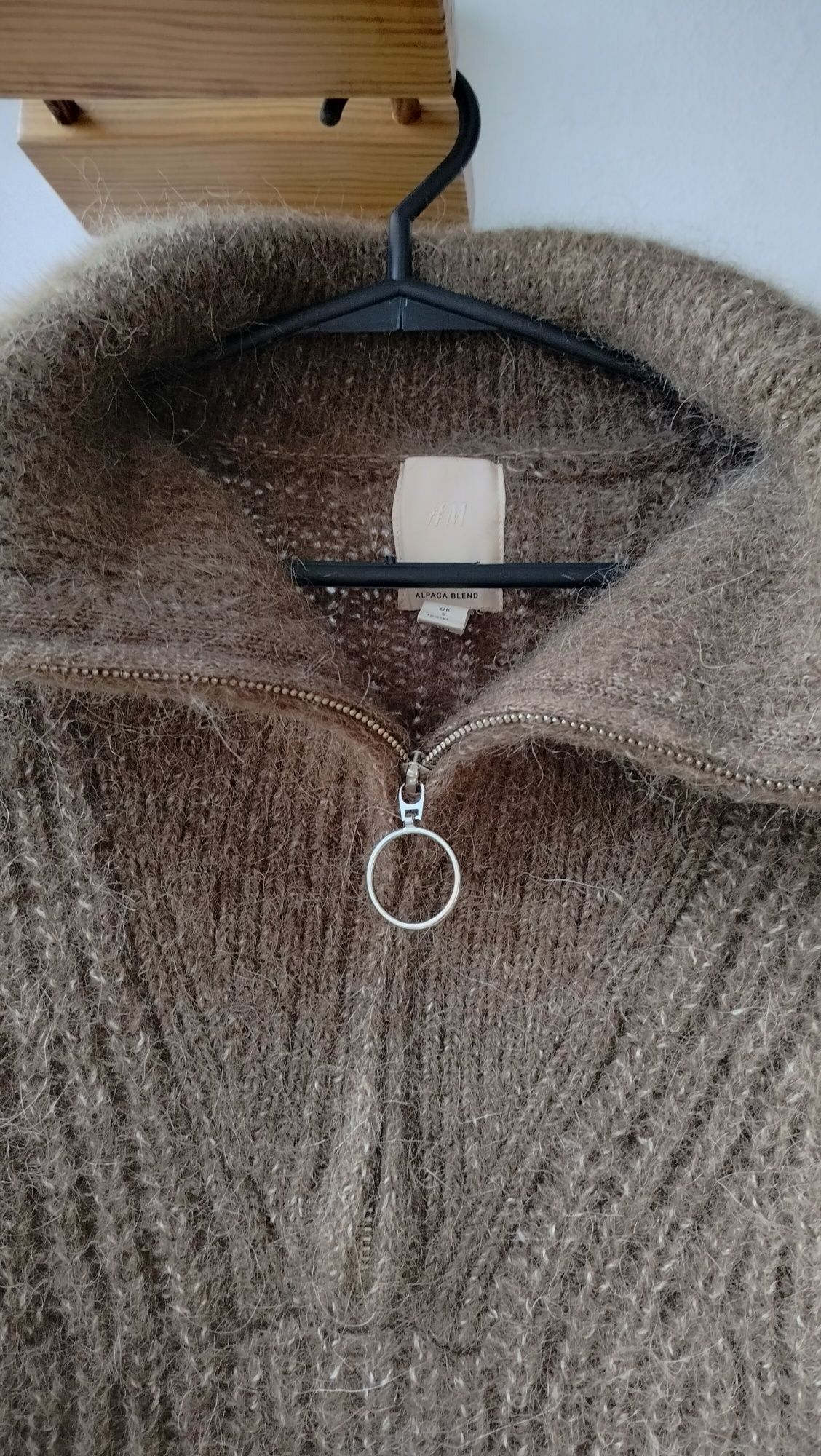 Sweter wełna alpaka brązowy golf suwak