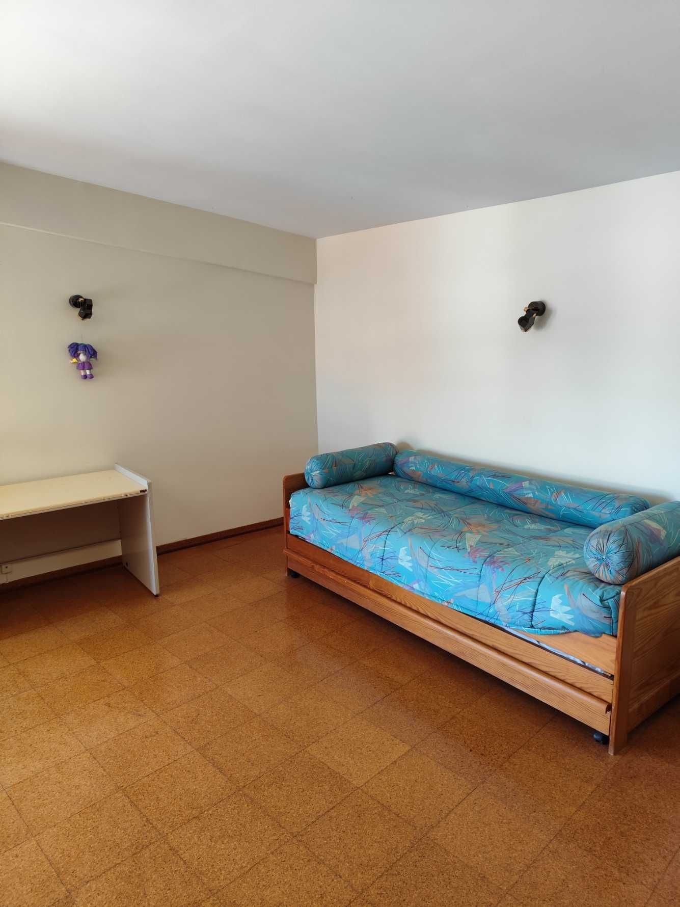 Sofá-cama (cama dupla solteiro)
