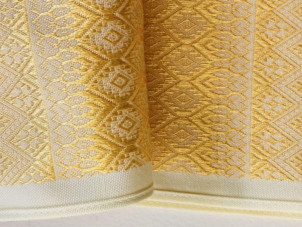 Dois Panos de Mesa Decorativos Amarelo com Debruado Dourado - Novo!