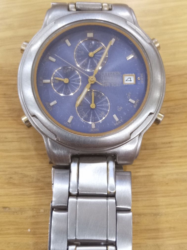 Citizen titanium WR100 хронограф б/у