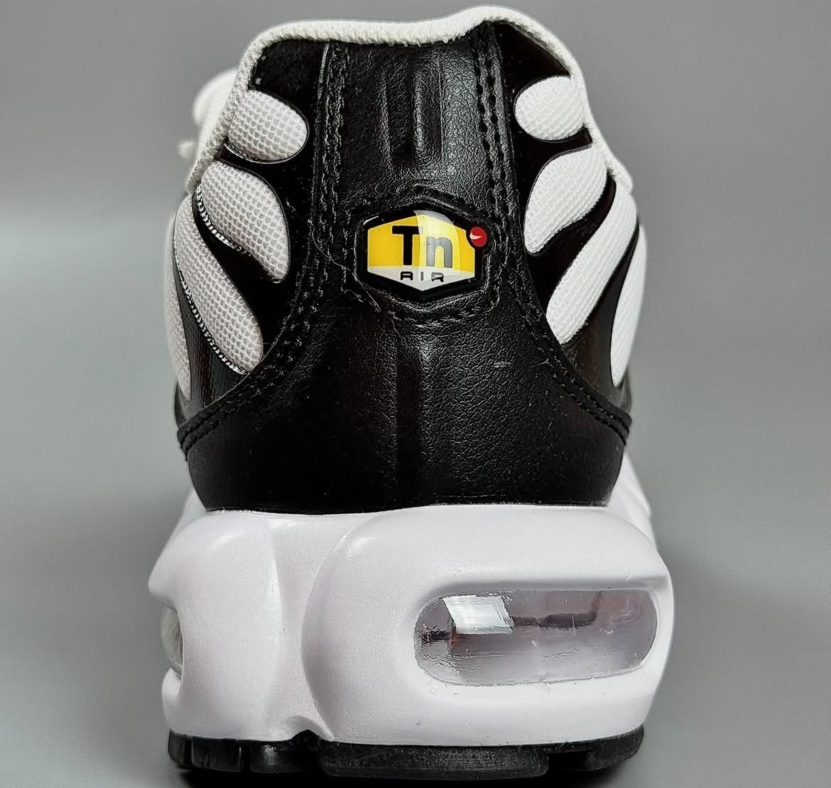 Nike Air Max Plus TN nowe męskie obuwie lifestyle sneakers sportowe