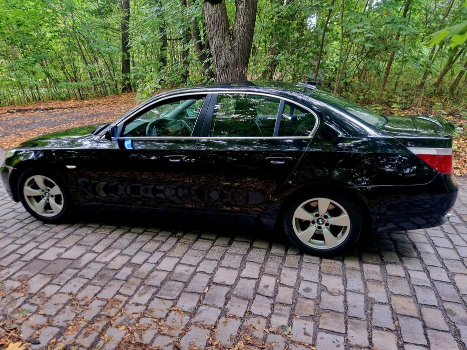 E60 2.5 Benzyna Zadbana