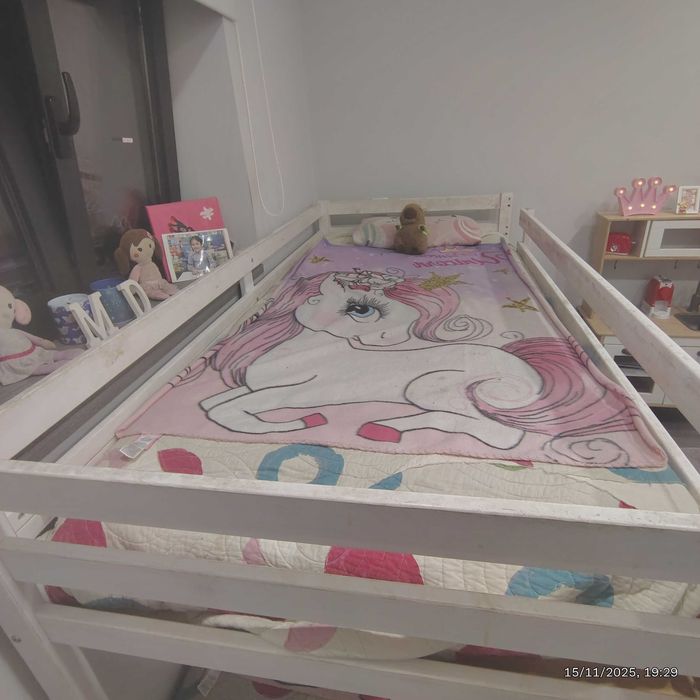 Beliche com colchões