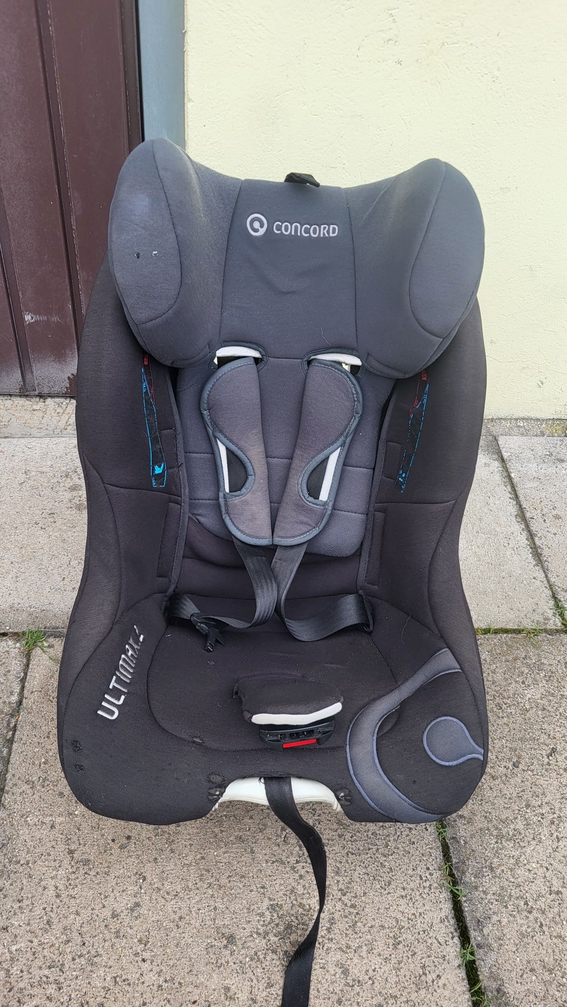 Fotelik z baza ISOFIX concorde ulitmax 2 0-18 kg