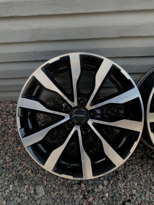 Продам комплект титанів Subaru 5/100 R17