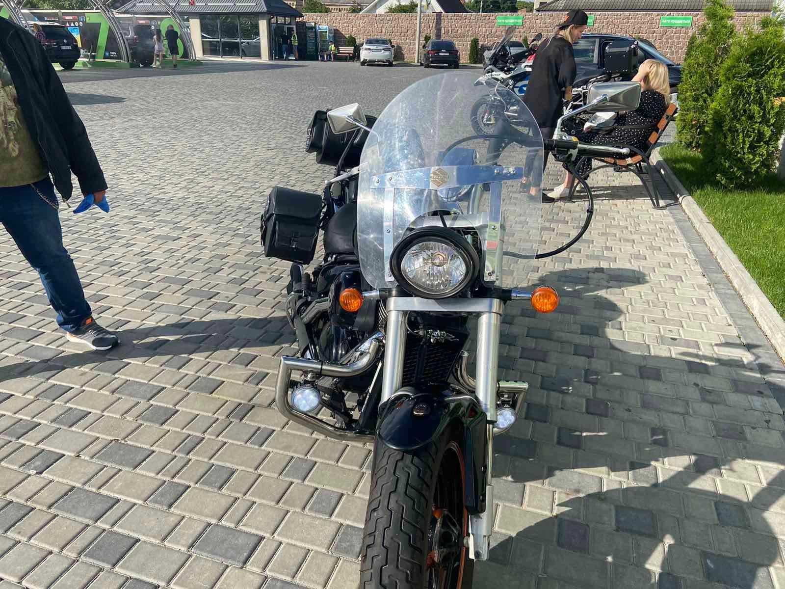 Suzuki Boulevard М50