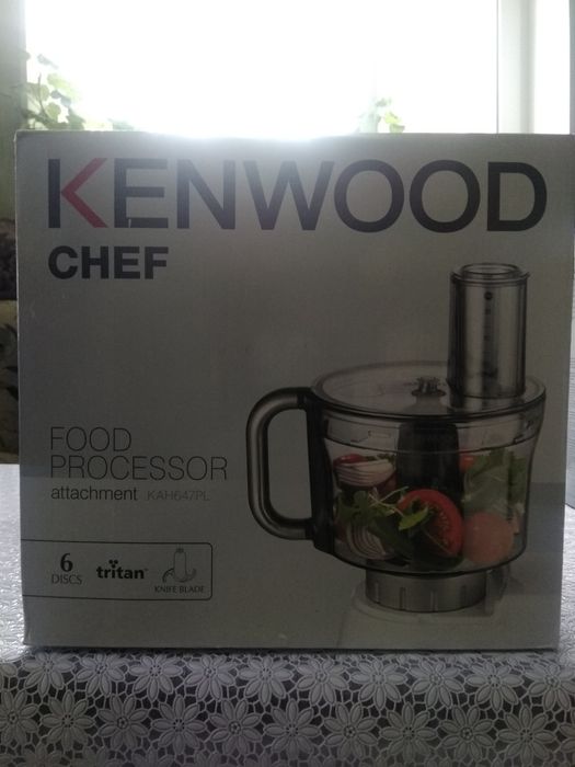 Кухонная машина Kenwood KVC 5000 T Chef Sense (новая)+7насадок