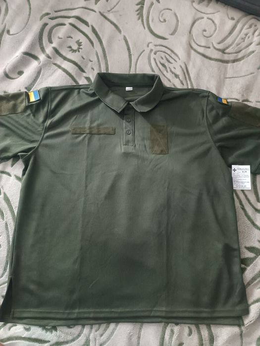 Військова форма,кашкет, комплект білизни.