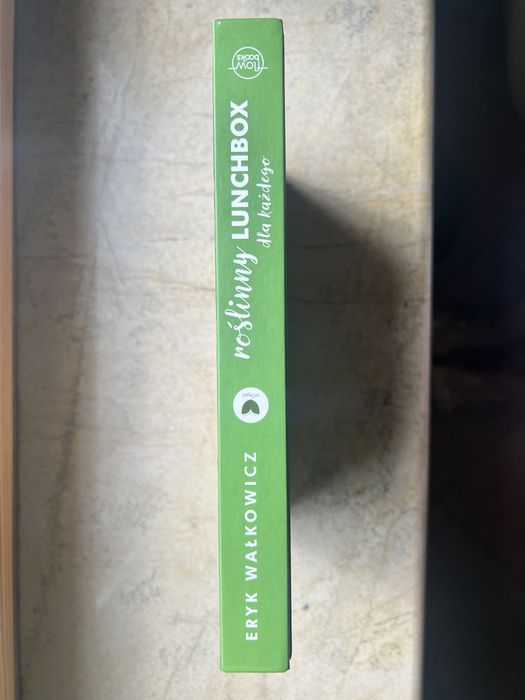 Roślinny lunchbox dla kazdego • erVegan • Eryk Wałkowicz • nowa