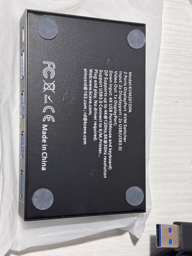 **KCEVE 8K  przełącznik KVM USB 3.0  - Stówka Grudziądz**