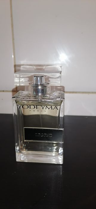 Perfume Yodeima sem caixa