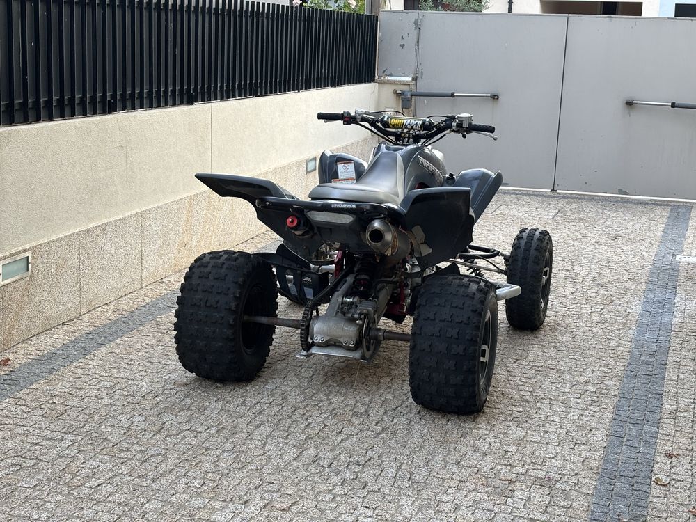 Yamaha Raptor 700R com muitos extras