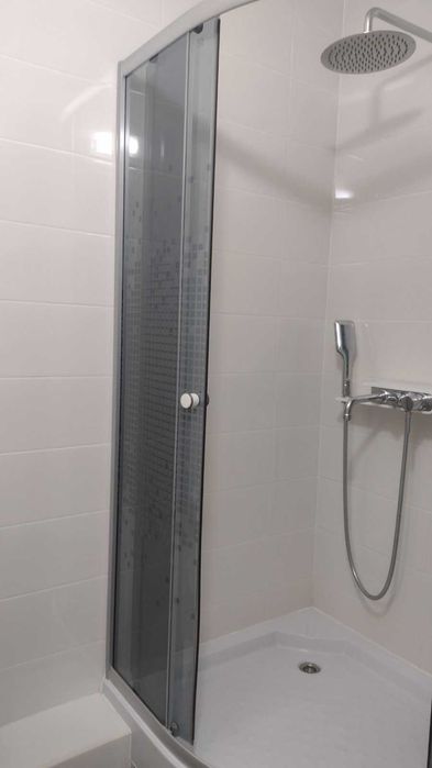 М Осокорки 10 хв,   євроремонт, генератор в будинку. два санвузли