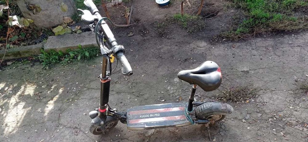 Самокат Kugoo M4 Pro (1000W, 18Ah, 48V)