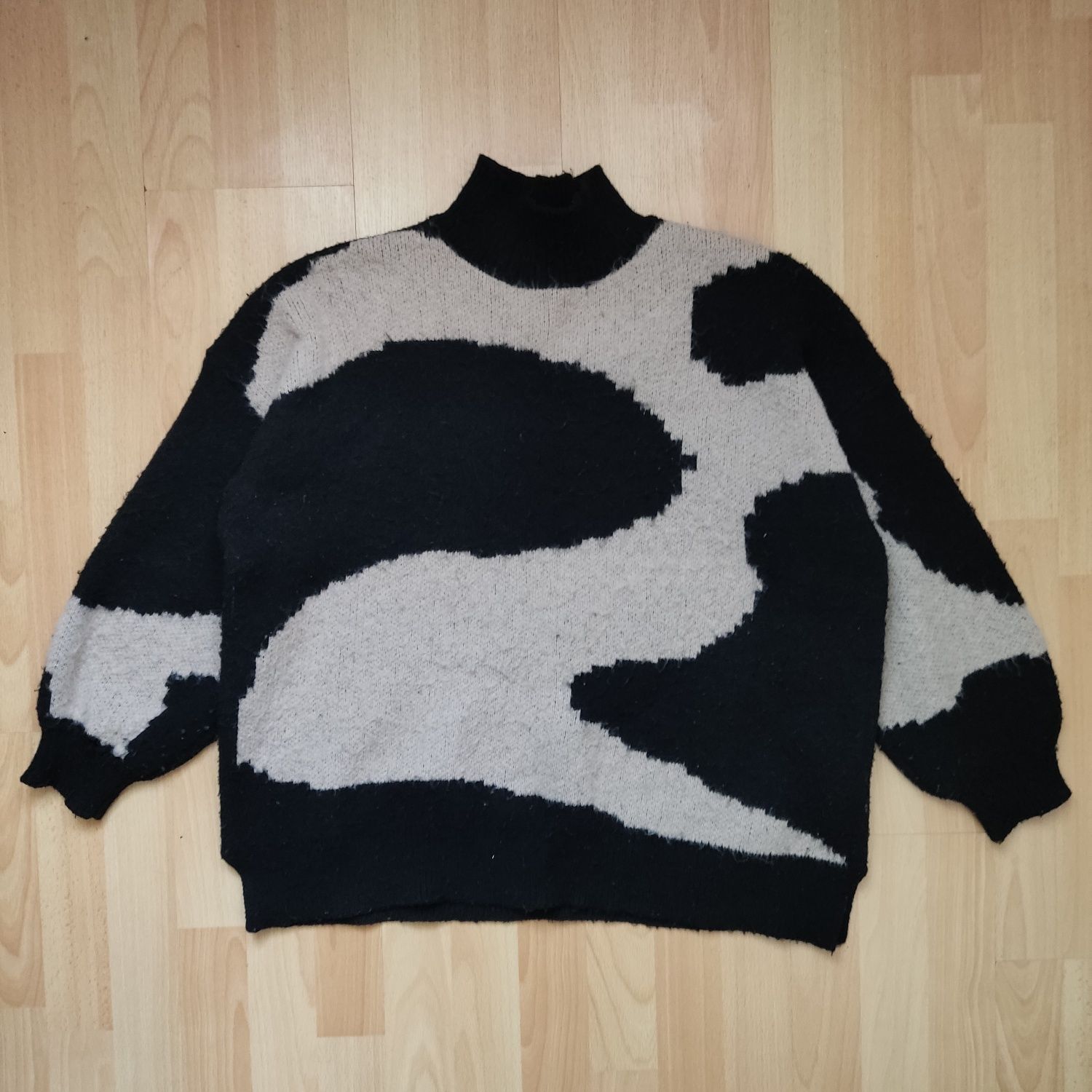 Гарний светер sinsay б/у