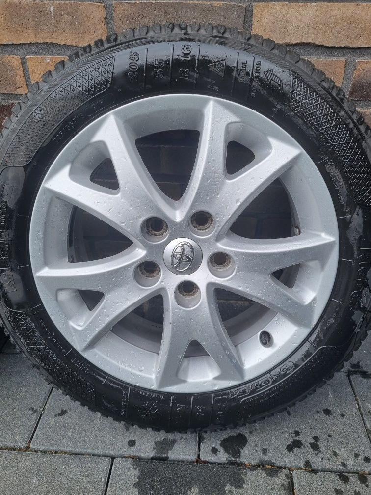 Toyota 205 55 r16 avensis verso wielosezon 5x114,3