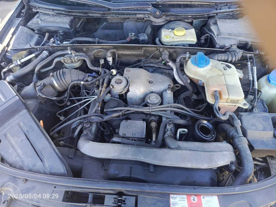 Audi a4b6 2.5 tdi 155 km czesci drzwi maska zderzak klapa LZ9W