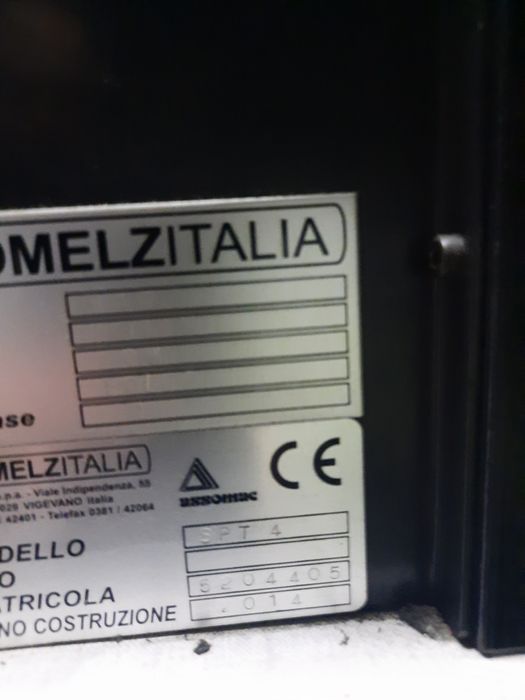 Máquina de meter fita Comelz