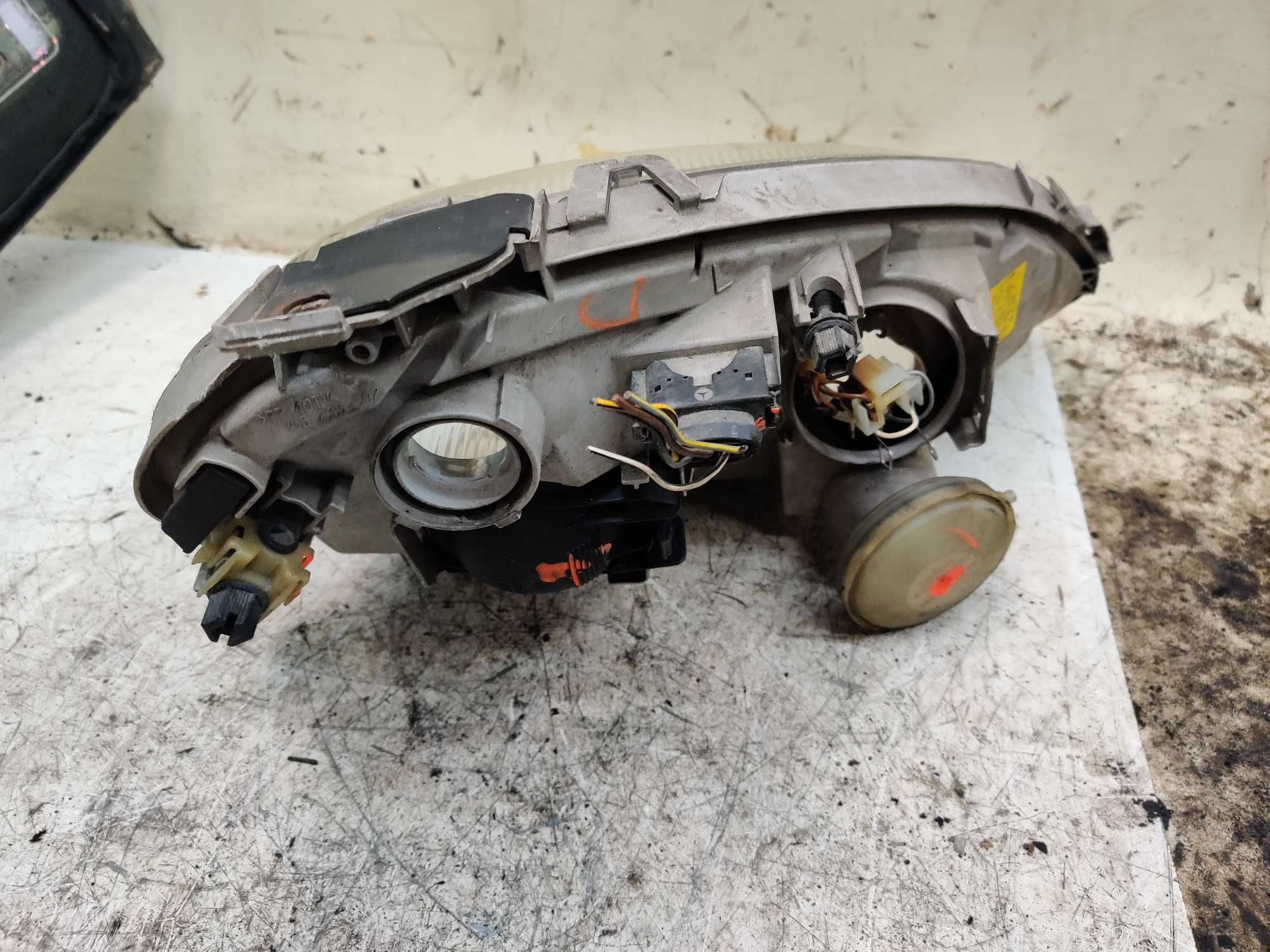 Mercedes W168 FL A Klasa Lampa Przód Przednia Lewa LP