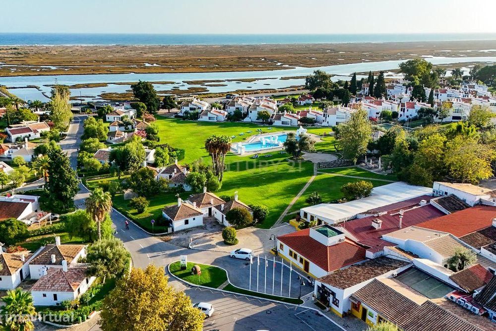 Moradia T1 com 52 m² inserida em lote de 293 m² — Pedras d’el Rei, San