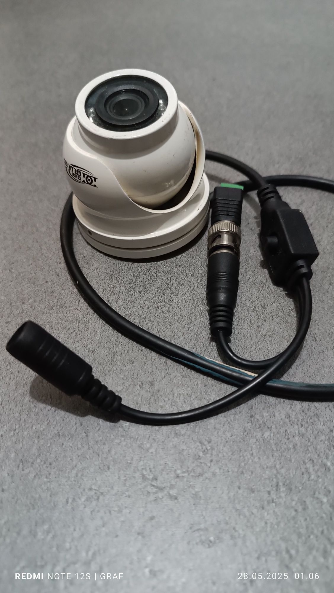 Продам поворотною камеру Dg-1100.