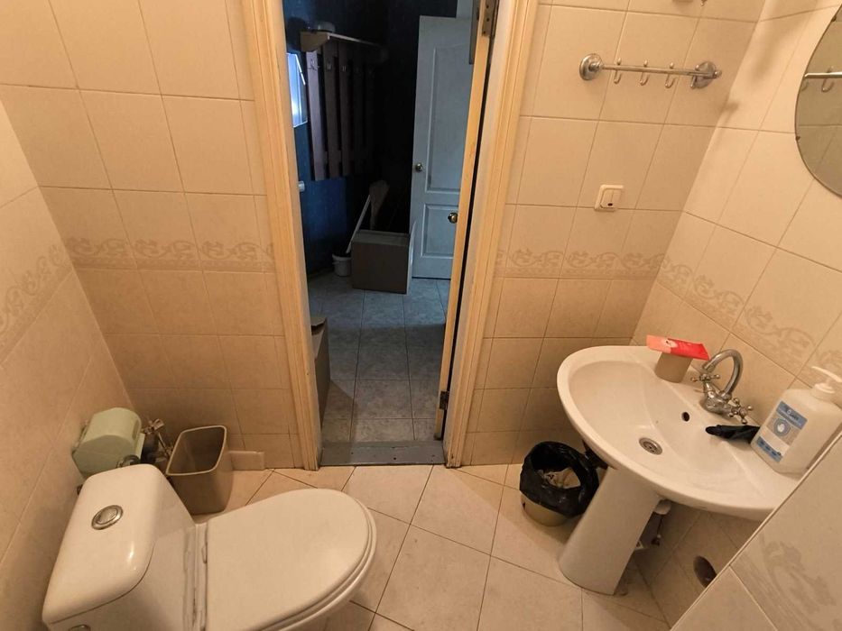 Продам фасадный офис на Мечникова.