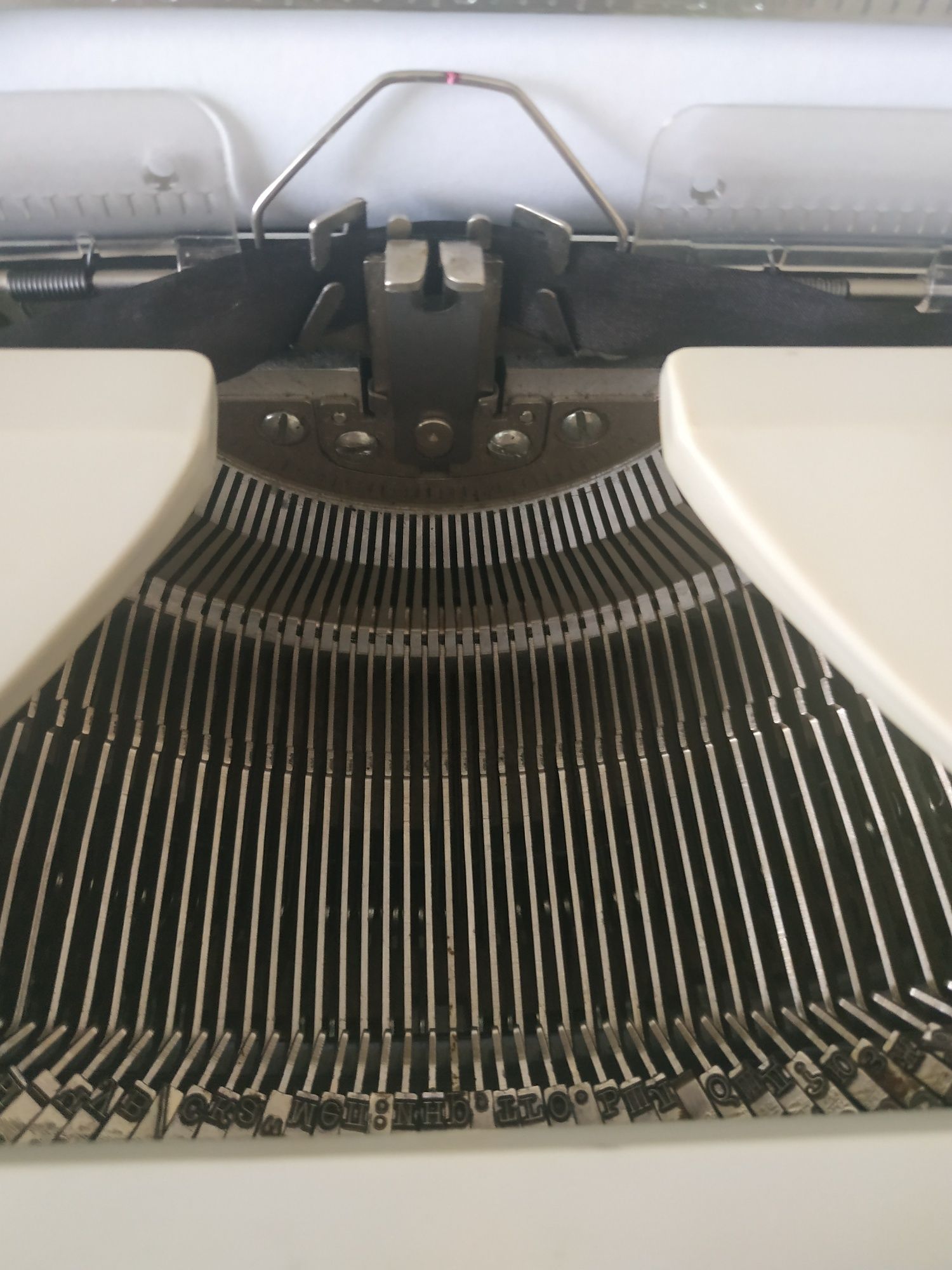 Печатная машинка НОВА