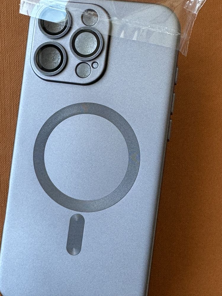 Etui pokrowiec na telefon nowy szary Iphone 16 Pro Max