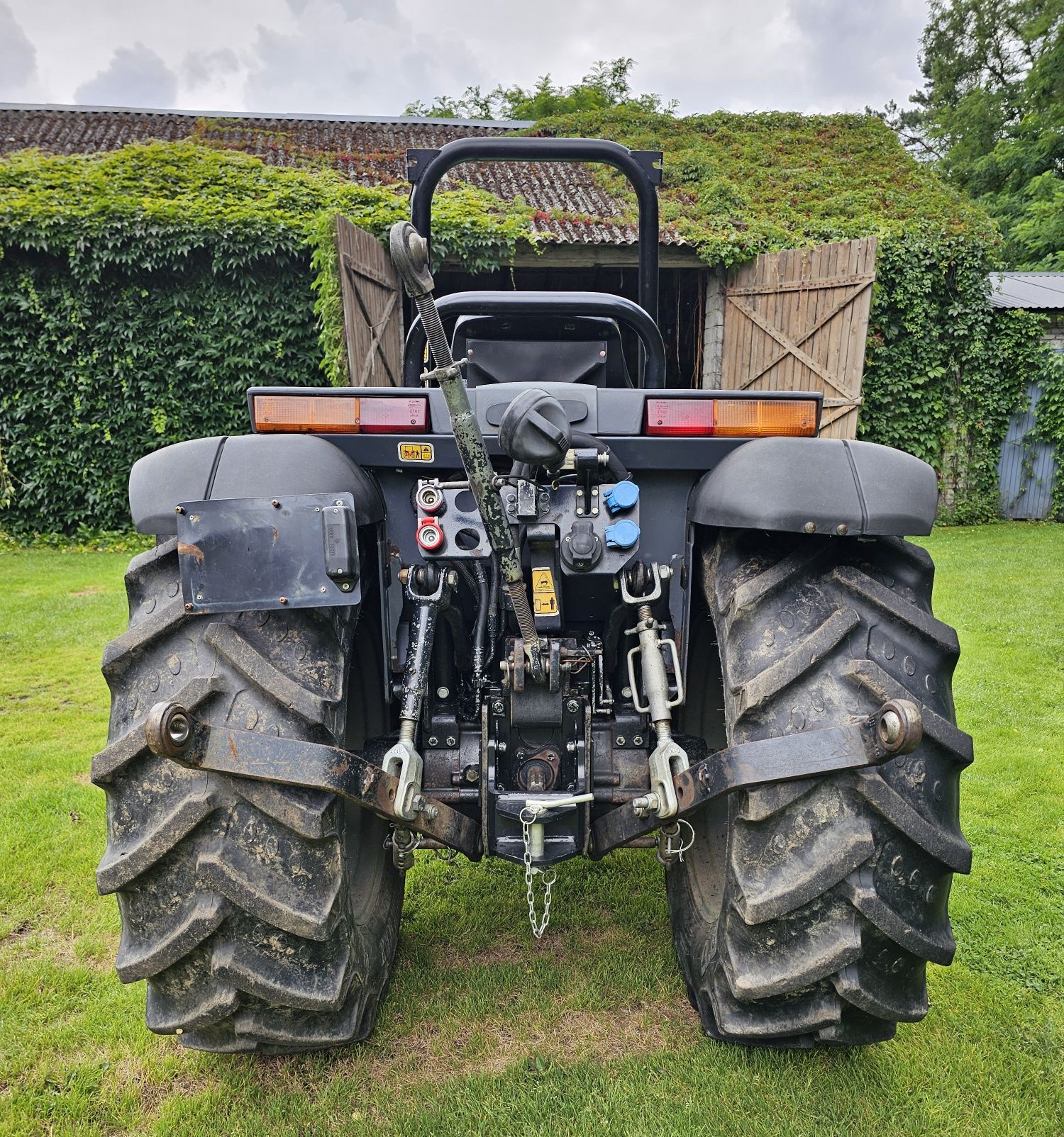 Traktor sadowniczy DEUTZ-FAHR AGROKID 230. 2017r