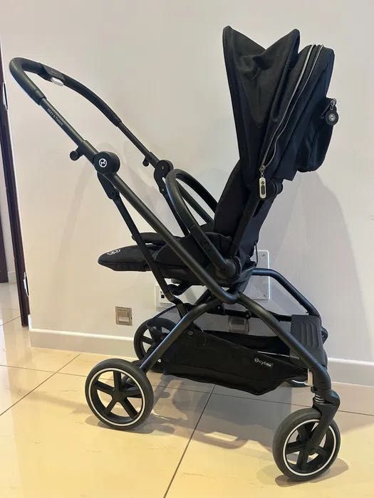 Spacerówka Cybex EEZY S TWIST +2 2025 wózek  kierunek przód tył