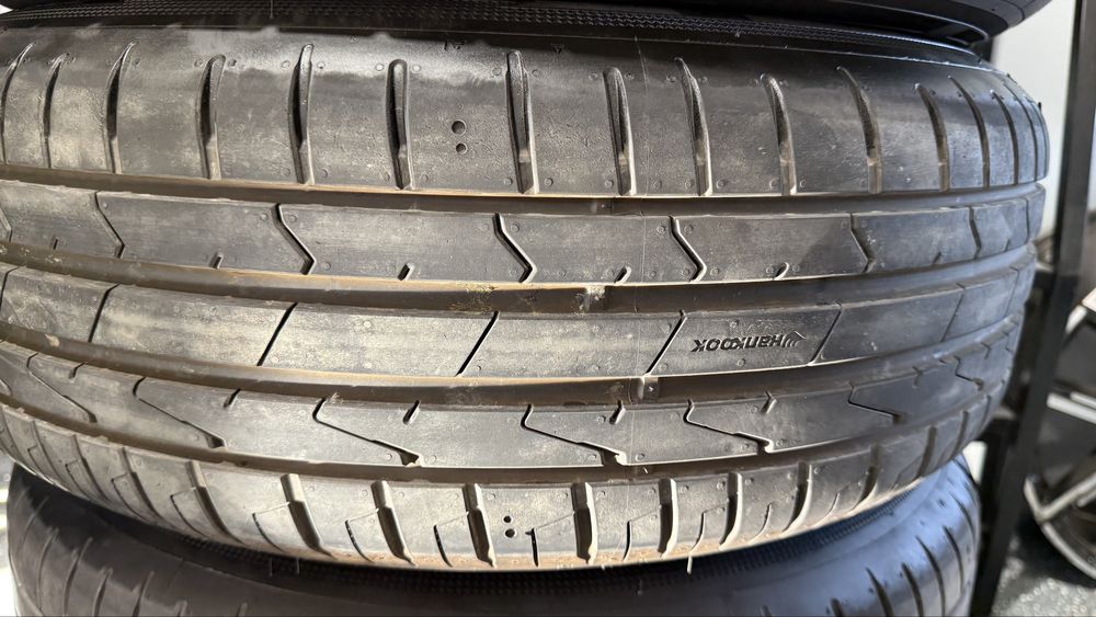 4 Jantes BMW originais e 4 Pneus Hankook (novos)