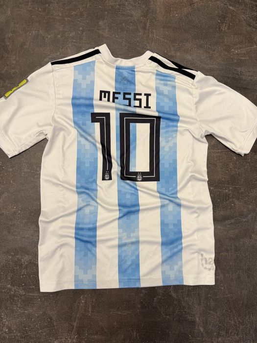 Koszulka pilkarska Messi