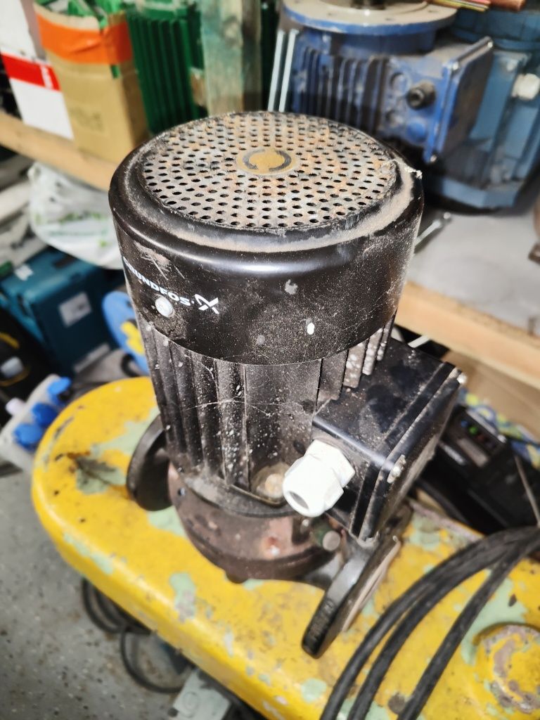 Pompa wody grundfos 3 fazy glikolu oto