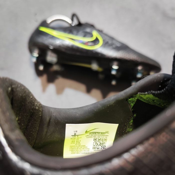 Korki Nike Phantom VNM Elite Anti-Clog 42,5